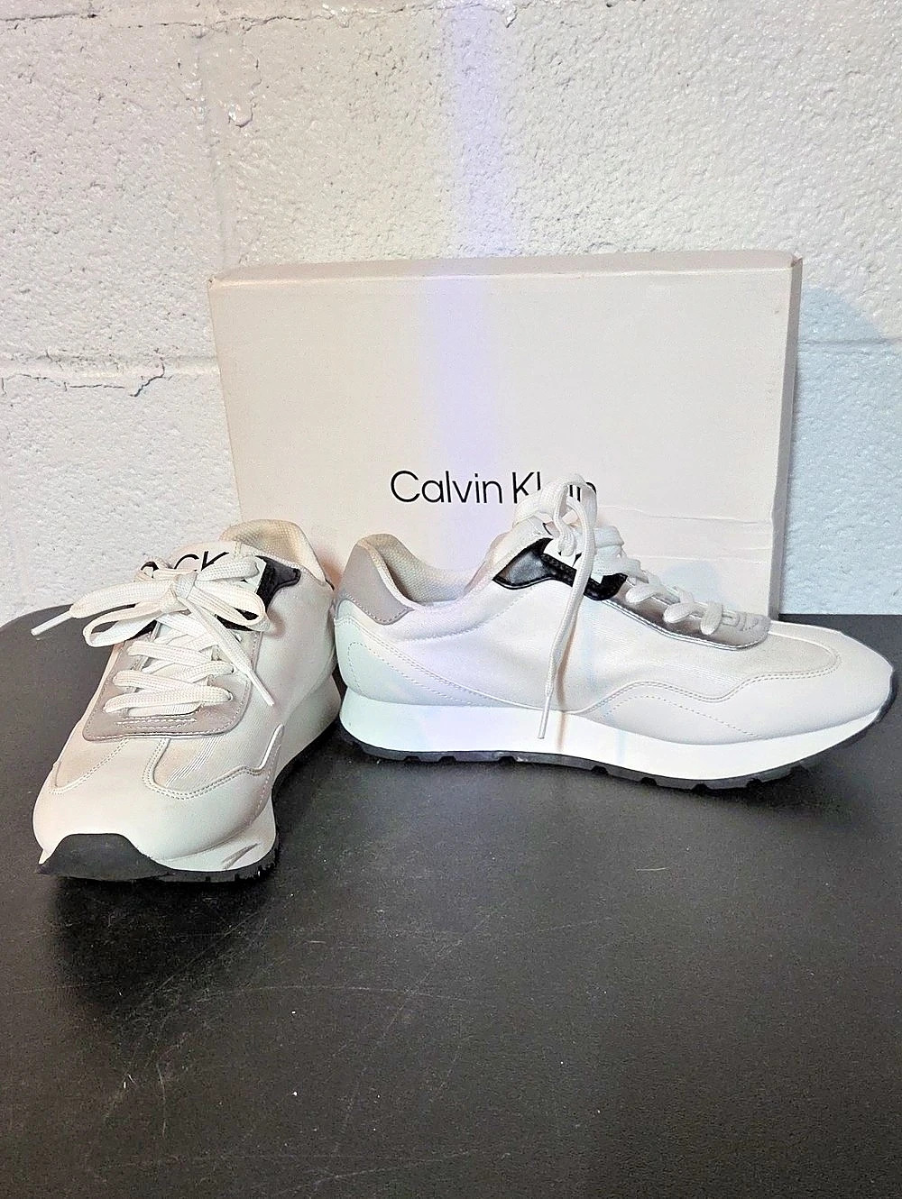 Calvin Klein White Multi Ll Kc Caden2 White & Gray Sneakers